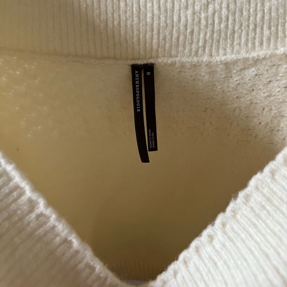 Anthropologie Women’s Ivory Wool Off-Shoulder Ruffle-Edge Sweater Size M - Picture 11 of 16
